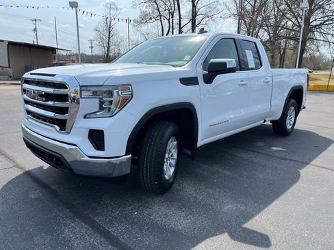 Used 2021 GMC Sierra 1500 SLE w/ Preferred Package image 3