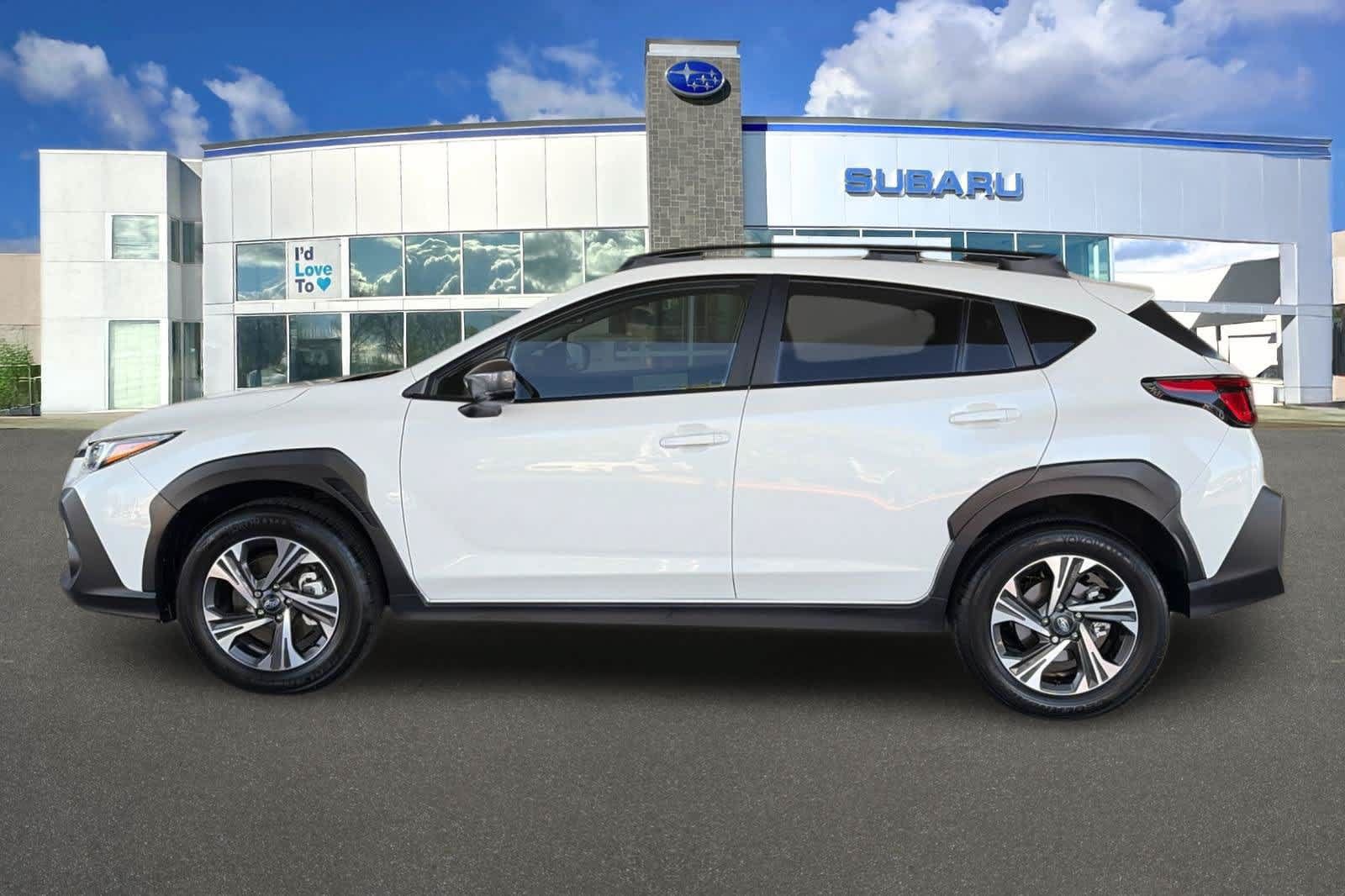 Used 2026 Subaru Crosstrek 2.5i Premium AWD/4WD image 9
