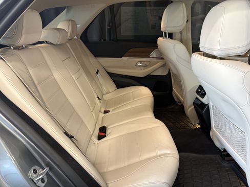 Used 2022 Mercedes-Benz GLE 450 4MATIC image 35