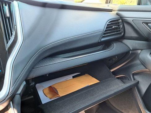 Used 2020 Subaru Outback Premium image 18