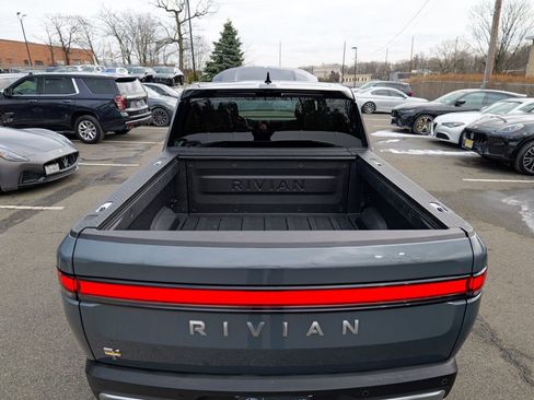 Used 2022 Rivian R1T Adventure image 61