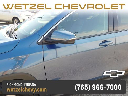 Used 2024 GMC Terrain SLT w/ Tech Package AWD/4WD image 11