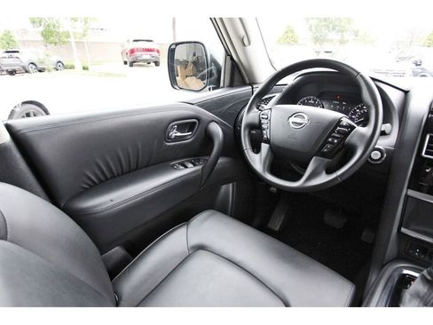 Used 2024 Nissan Armada SV RWD image 6