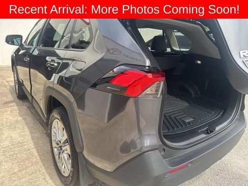Used 2025 Toyota RAV4 XLE Premium image 3