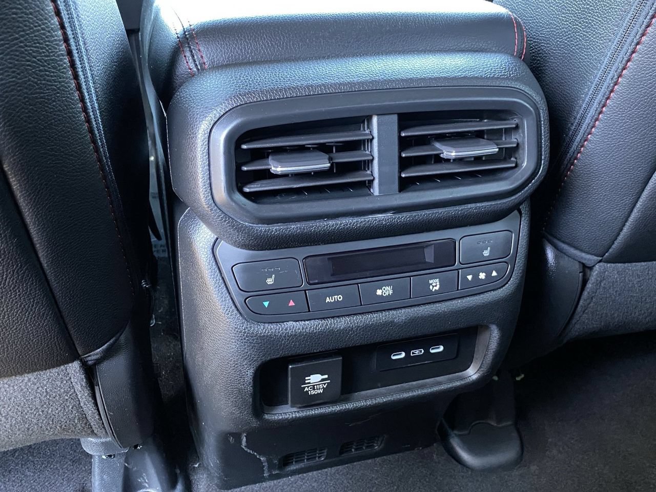Used 2024 Honda Passport Black Edition image 15