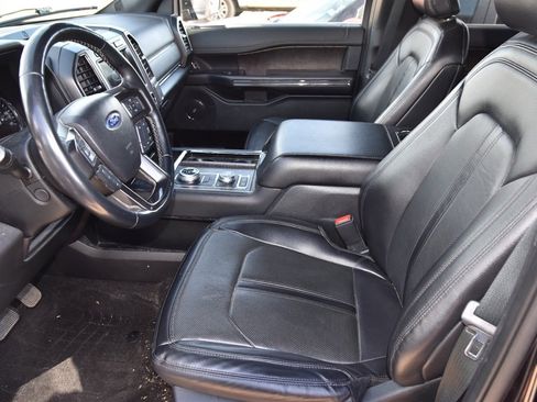 Used 2021 Ford Expedition Max Limited image 10