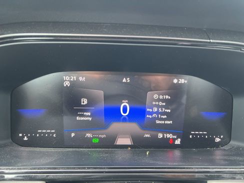 Used 2025 Volkswagen Taos S image 11