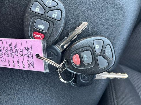 Used 2007 Saturn Aura XR FWD image 10