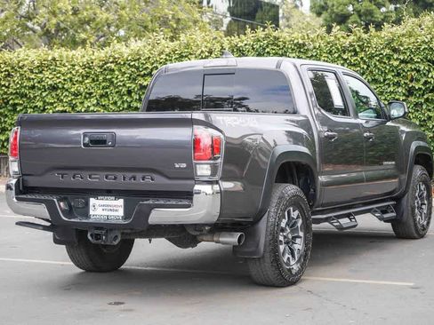 Used 2023 Toyota Tacoma TRD Off-Road AWD/4WD image 9