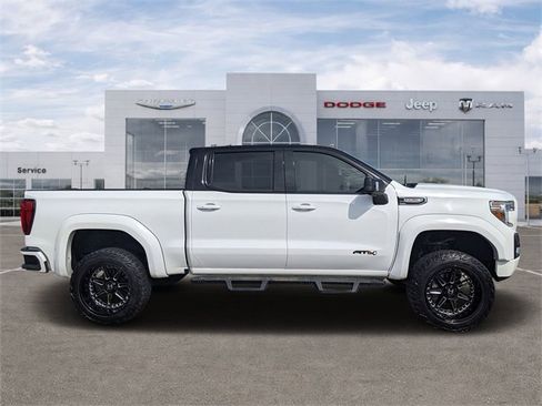 Used 2021 GMC Sierra 1500 AT4 w/ AT4 Value Package image 3
