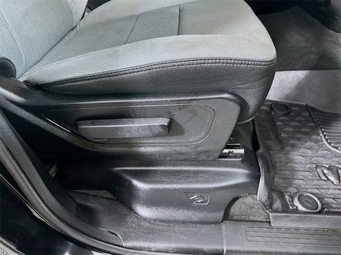 Used 2022 RAM 1500 Big Horn w/ Trailer Tow Group image 24