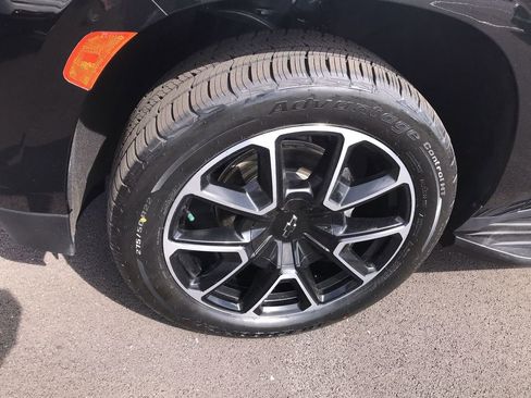 Used 2023 Chevrolet Tahoe RST image 10