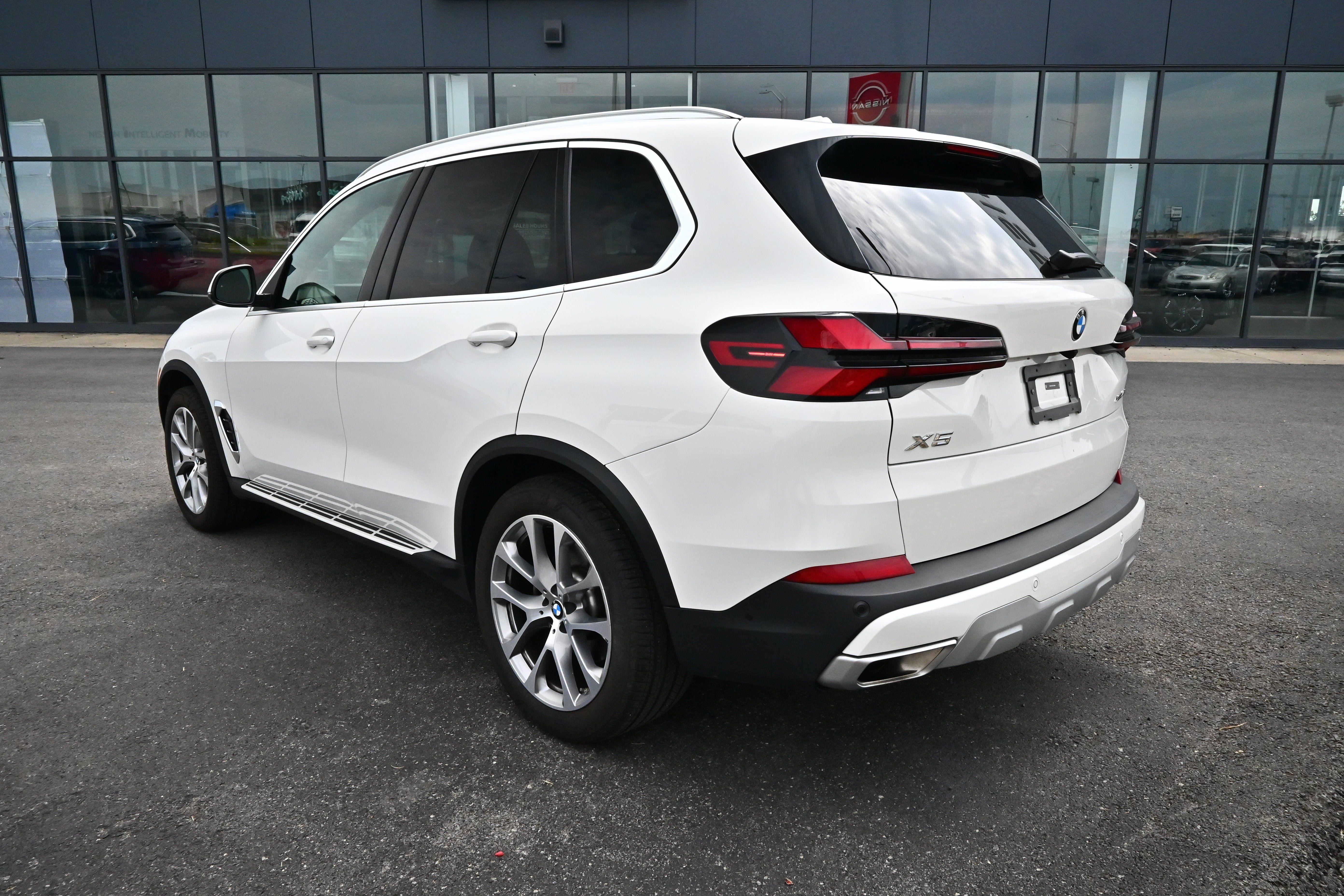 Used 2026 BMW X5 xDrive40i AWD/4WD image 6