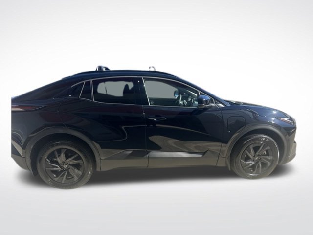 Used 2026 Toyota C-HR AWD/4WD image 5