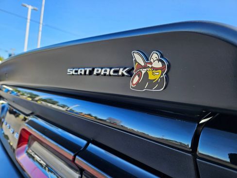 Used 2022 Dodge Challenger R/T Scat Pack image 15