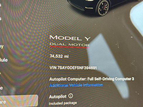 Used 2022 Tesla Model Y Performance image 28