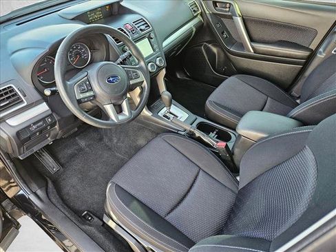 Used 2018 Subaru Forester 2.5i w/ Alloy Wheel Package image 9