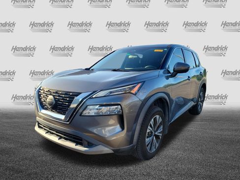 Used 2021 Nissan Rogue SV FWD image 4