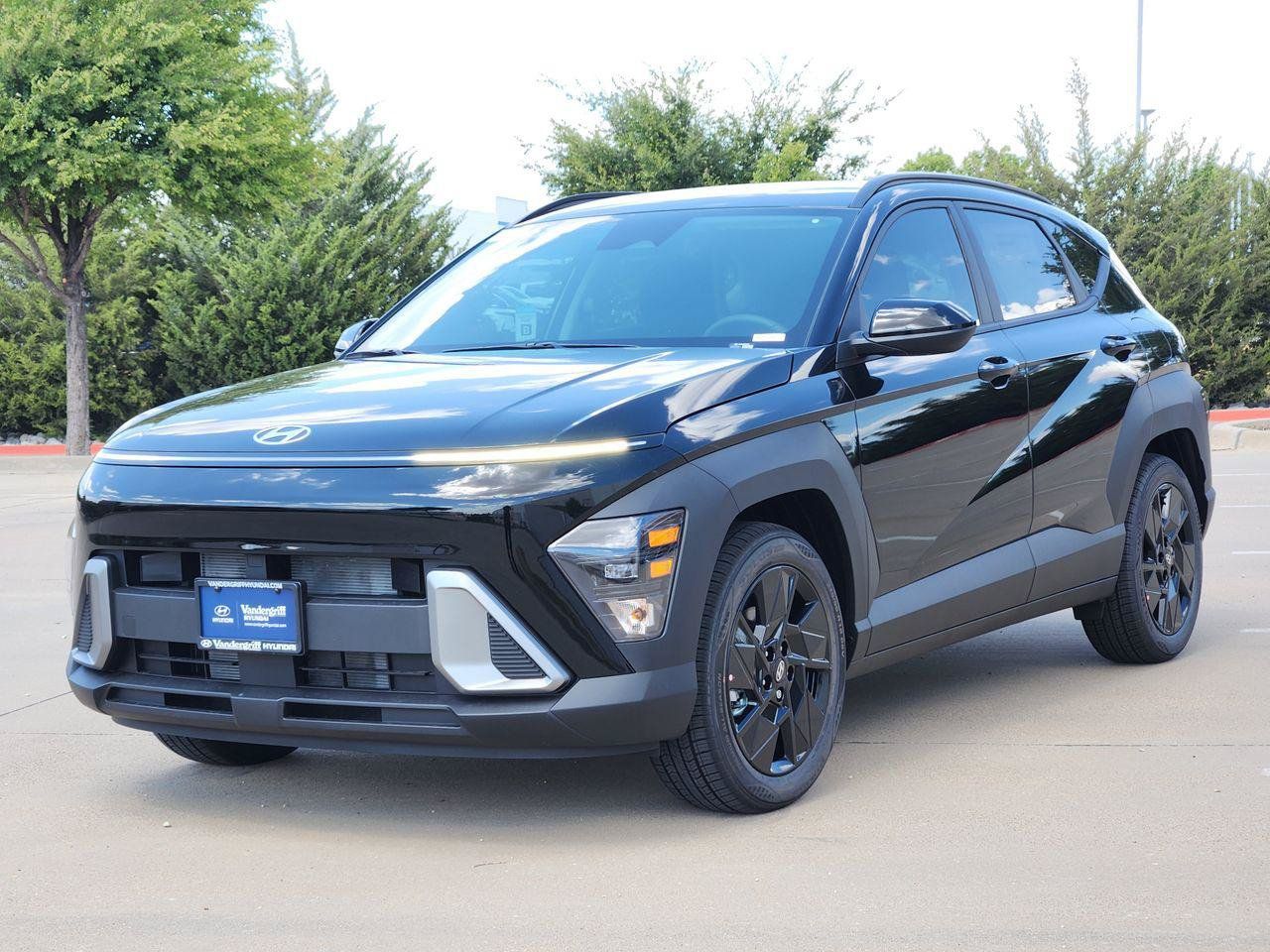 New 2027 Hyundai Kona SEL Sport FWD image 2