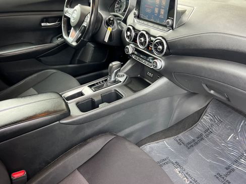 Used 2020 Nissan Sentra SV image 15