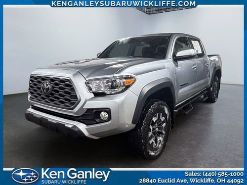 Used 2022 Toyota Tacoma TRD Off-Road AWD/4WD image 1
