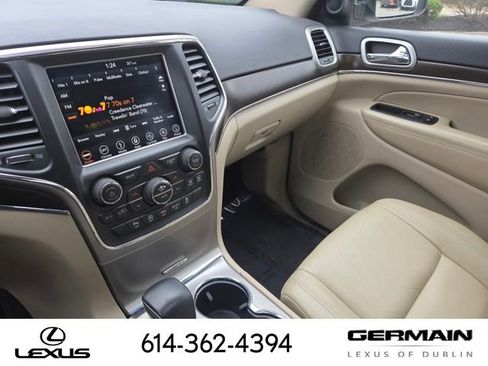 Used 2018 Jeep Grand Cherokee Limited w/ Trailer Tow Group IV image 42