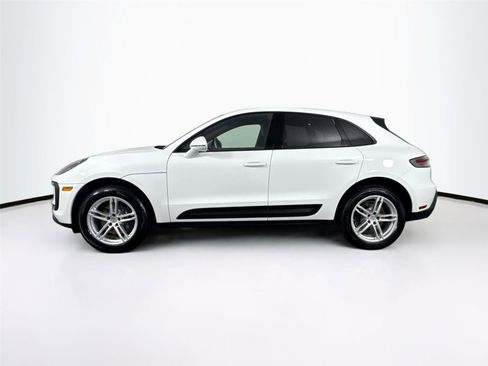 Used 2024 Porsche Macan Turbo image 9
