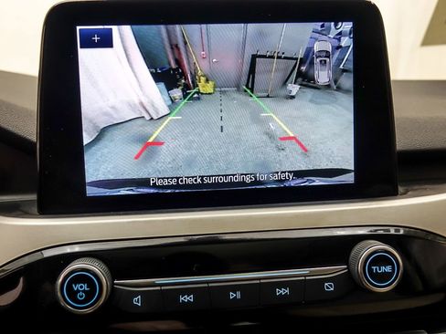 Used 2022 Ford Escape SEL w/ Technology Package image 19