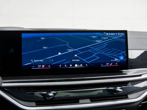 Certified 2025 BMW X5 xDrive40i w/ Executive Package image 22