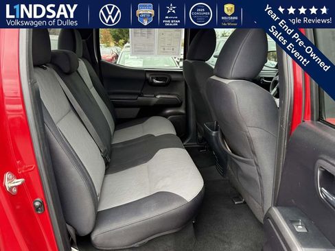 Used 2020 Toyota Tacoma TRD Sport image 13