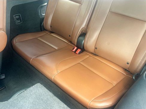 Used 2022 Lincoln Aviator Grand Touring w/ Equipment Group 301A AWD/4WD image 16