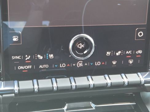 New 2026 GMC Yukon AT4 Ultimate AWD/4WD image 42