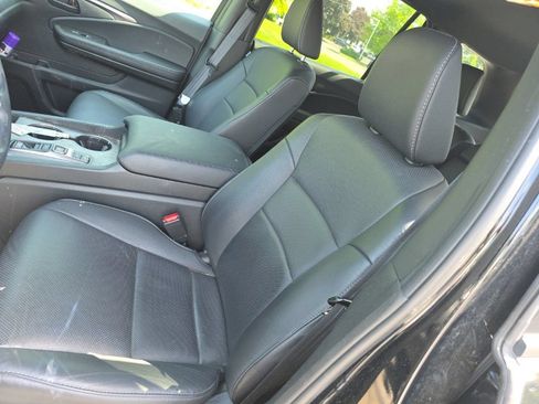 Used 2024 Honda Passport EX-L image 10