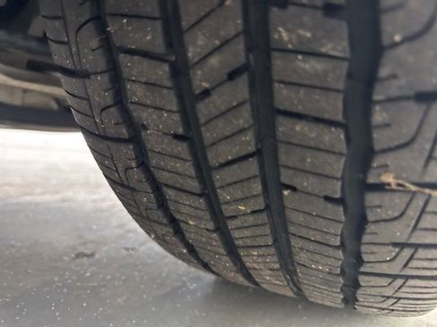 Used 2022 Chevrolet Bolt EUV Premier w/ Sun & Sound Package image 16