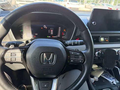 Used 2023 Honda Pilot Elite image 14