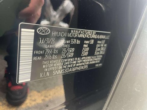Used 2023 Hyundai Santa Fe SEL Premium AWD/4WD image 18