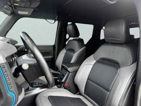Used 2023 Ford Bronco Black Diamond AWD/4WD image 17