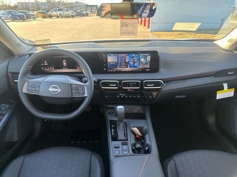 New 2026 Nissan Sentra SR w/ SR Premium Package FWD image 10