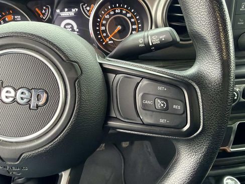 Used 2021 Jeep Wrangler Unlimited Sport image 30