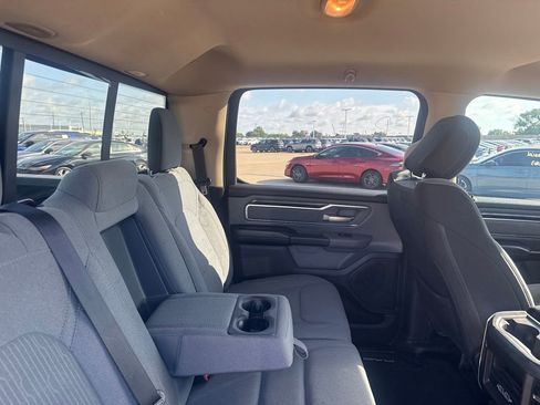 Used 2019 RAM 1500 Big Horn AWD/4WD image 31