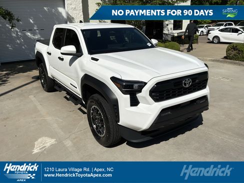 Used 2024 Toyota Tacoma TRD Off-Road AWD/4WD image 1