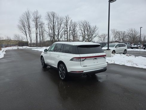 Used 2022 Lincoln Aviator Reserve w/ Equipment Group 201A image 5