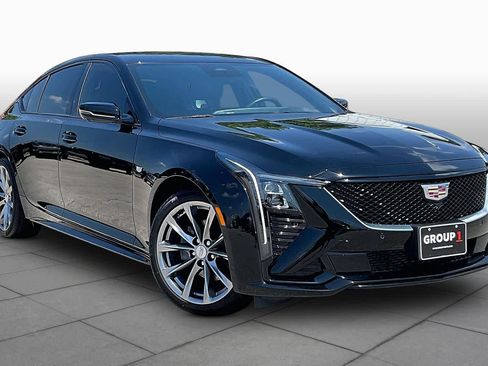 Used 2025 Cadillac CT5 Sport RWD image 3