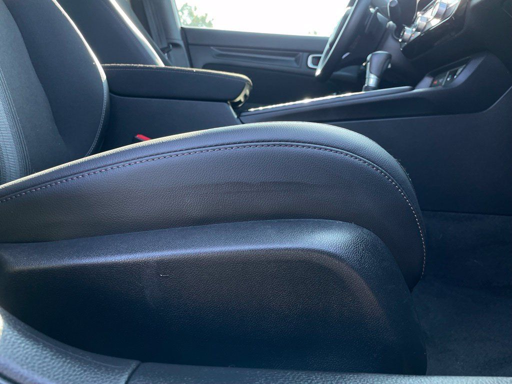 Used 2025 Honda Civic Sport image 30