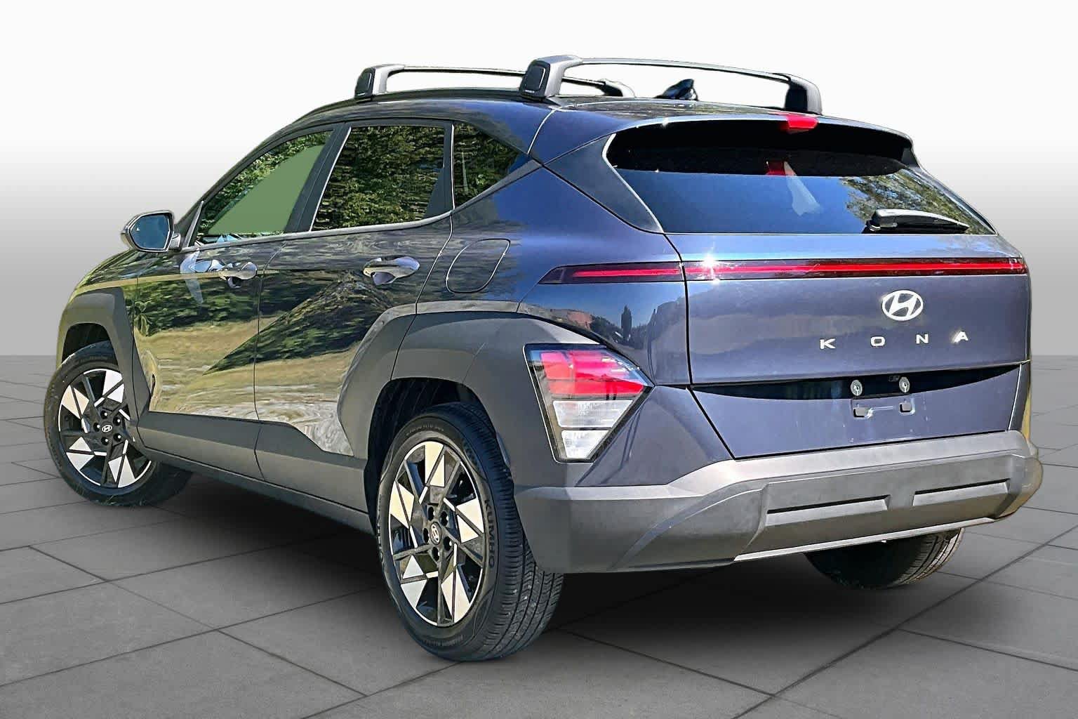 Used 2024 Hyundai Kona SEL FWD image 12
