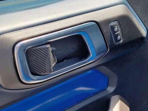 Used 2023 Ford Bronco Outer Banks AWD/4WD image 9