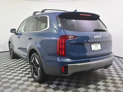 Used 2025 Kia Telluride S AWD/4WD image 4