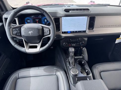 New 2026 Ford Bronco Outer Banks image 28