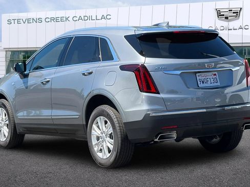 Used 2025 Cadillac XT5 Luxury w/ LPO, Floor Liner Package FWD image 5