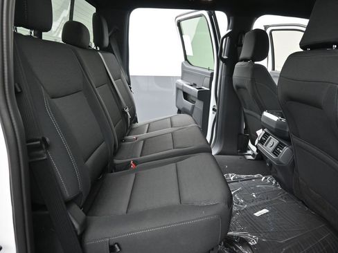 New 2026 Ford F150 XLT w/ Equipment Group 302A MID AWD/4WD image 12